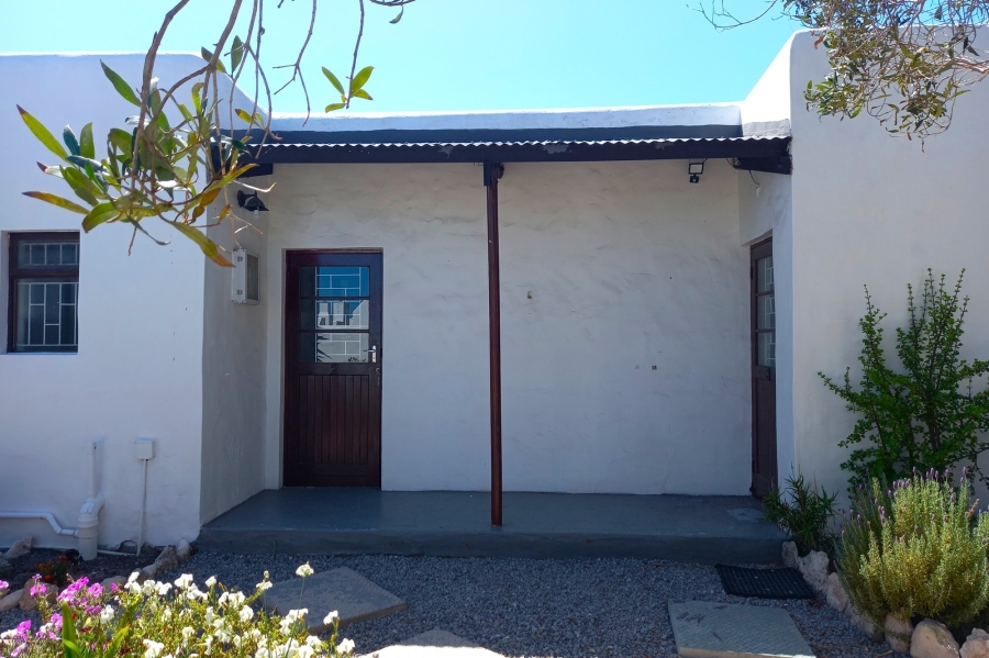 6 Bedroom Property for Sale in Jacobsbaai Western Cape